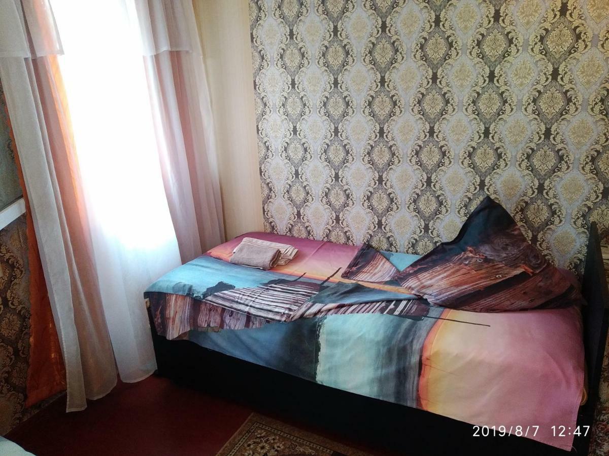 Downtown Guest House 쿠타이시 외부 사진